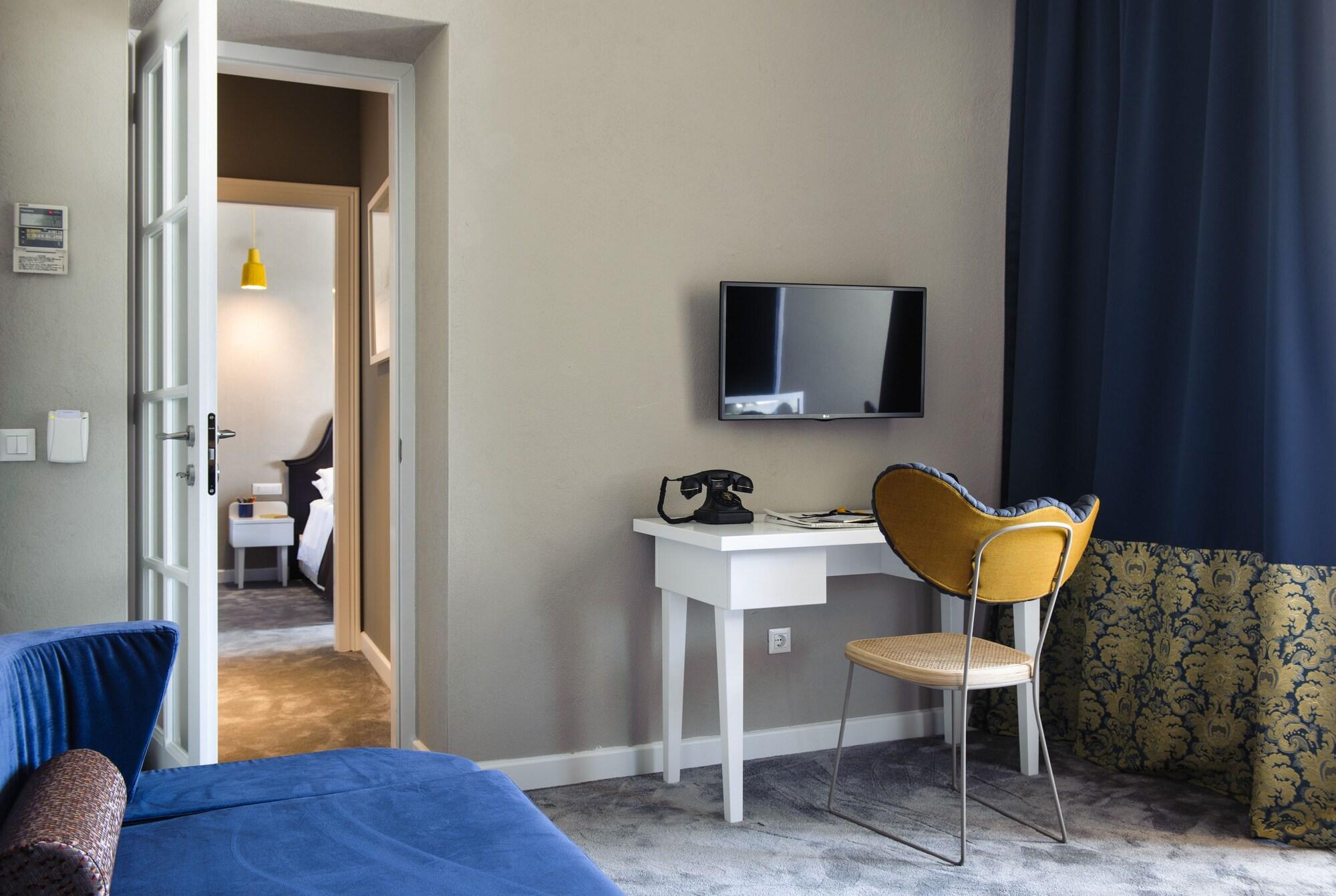 XII Century Heritage Hotel Trogir Buitenkant foto