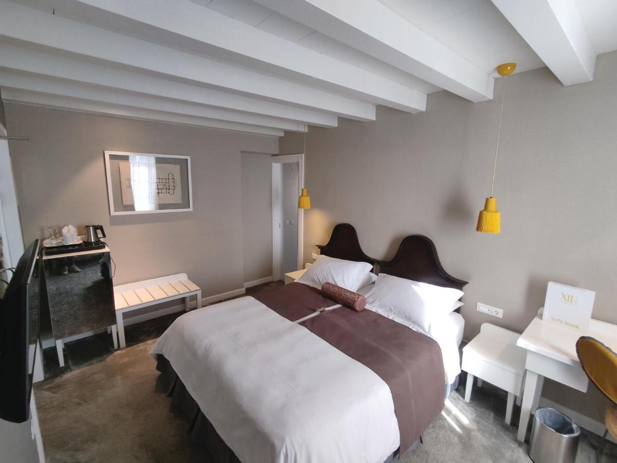 XII Century Heritage Hotel Trogir Buitenkant foto