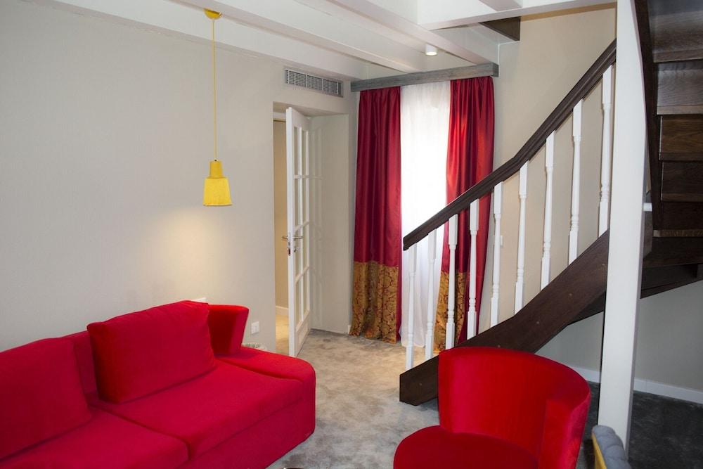 XII Century Heritage Hotel Trogir Buitenkant foto