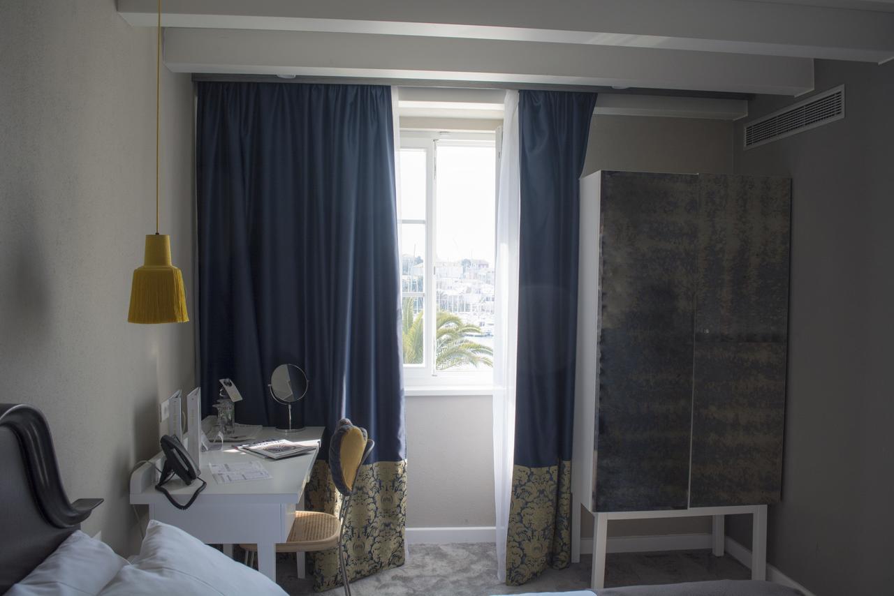 XII Century Heritage Hotel Trogir Buitenkant foto